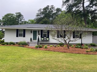 2401 Riverwood Ave, Lumberton, NC 28358