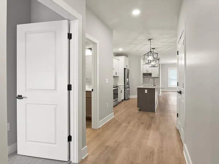 Parker Place — Photo 145