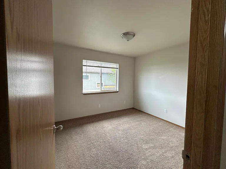 5752 Legoe Ave #202 — Photo 22