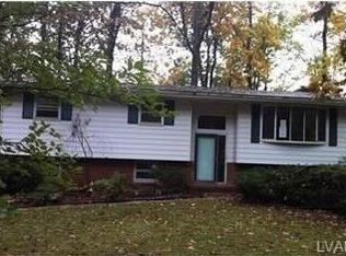 2473 Cherrywood Ln, Bath, PA 18014
