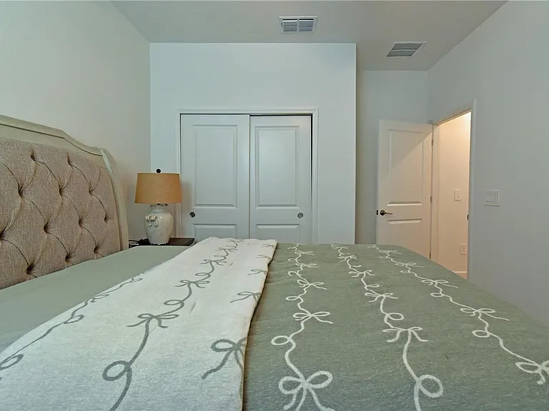 17304 Banded Gold Ln — Photo 27