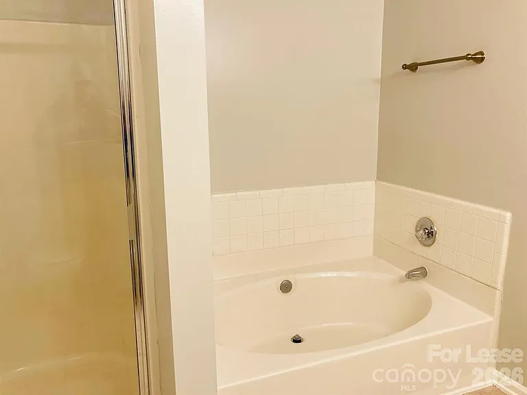 8004 Strandhill Rd — Photo 18