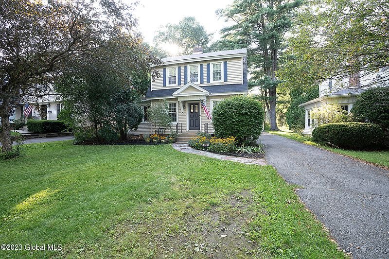 2nd image of 1165 Highland Park Road