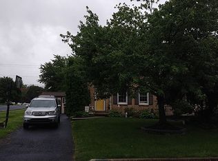 2301 Lawnwood Ct, East Petersburg, PA
