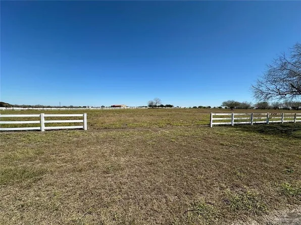 19038 Buck Fawn Dr, Edinburg, TX 78542