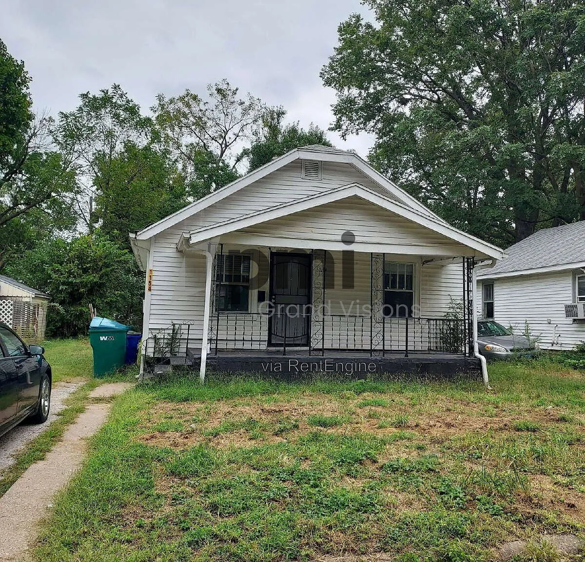 2 bed, 1.0 bath, 900 sqft, $1,001 — Photo 1