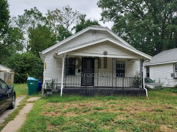 1154 E Harrison Ave, Decatur, IL 62526