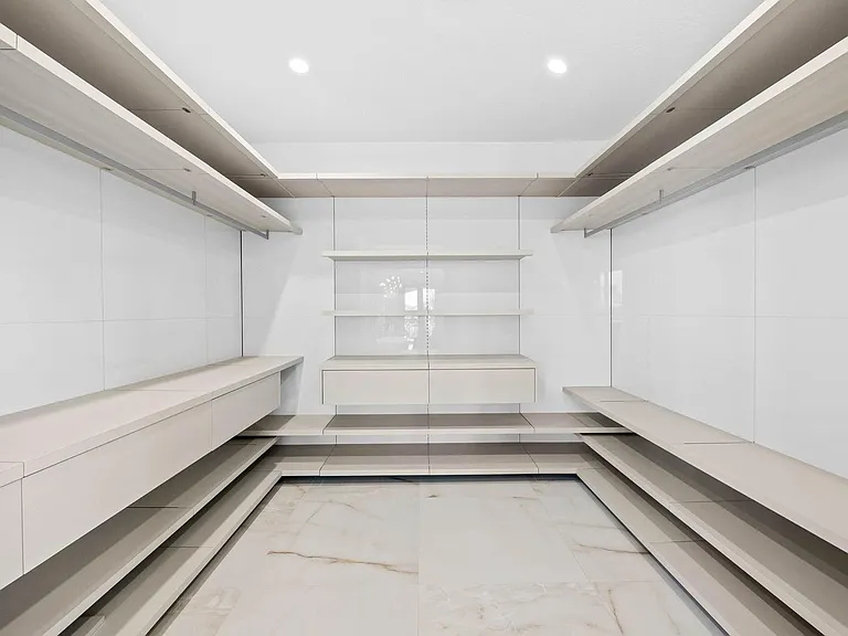 861 Nafa Dr — Photo 20