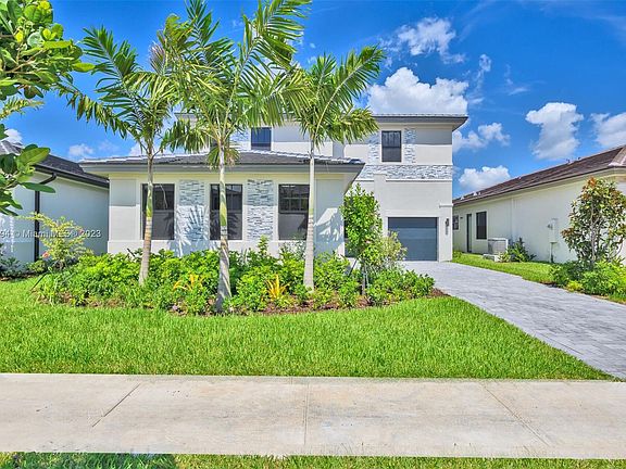 4th image of 4462 SW 173rd Ave