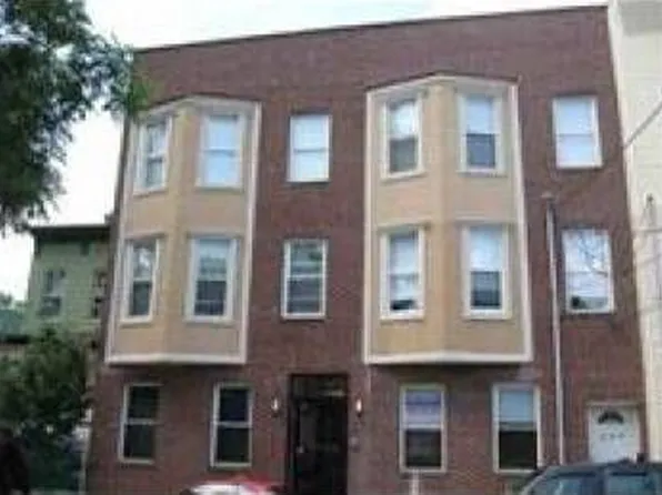 243 Pearsall Ave #302, Jersey City, NJ 07305