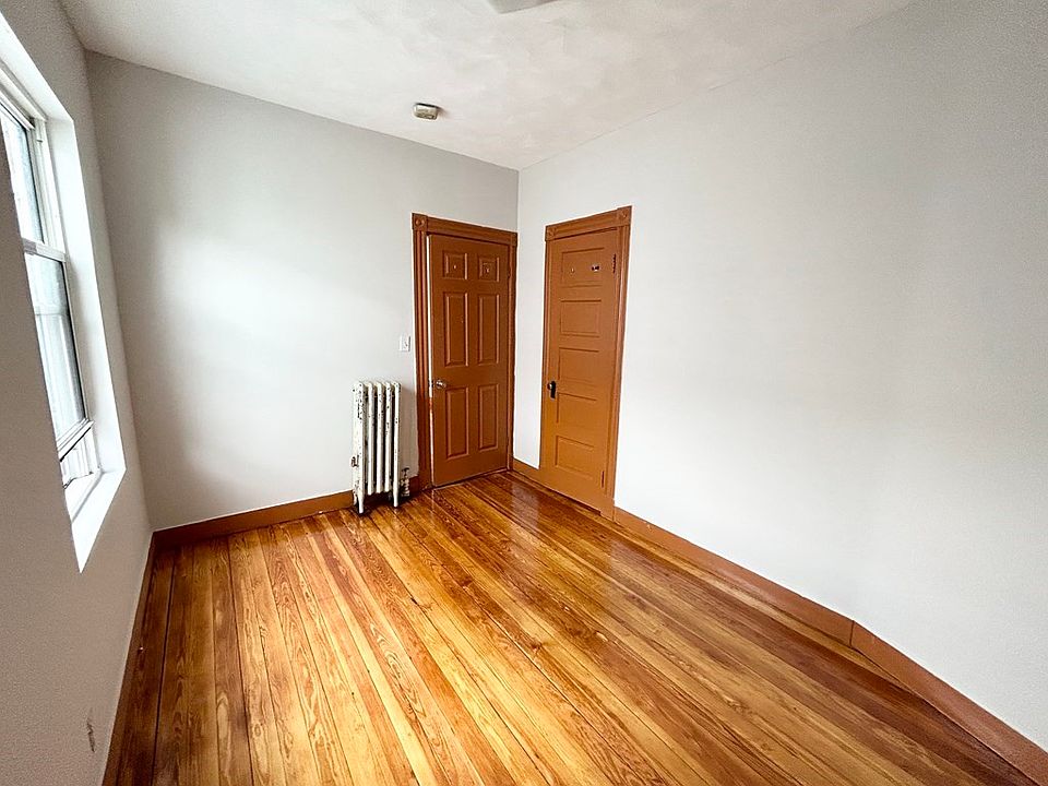 2nd image of 18 Eastman St #3
