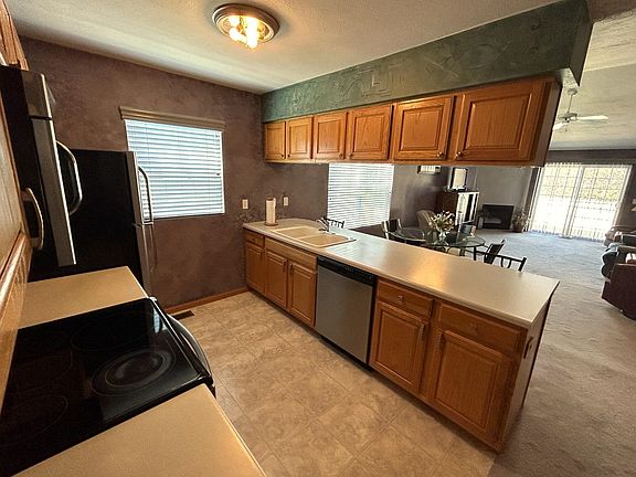 4th image of 1134 Shingle Oak Ln