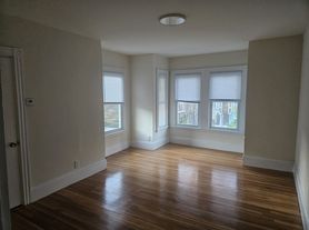 208 Morrison Ave