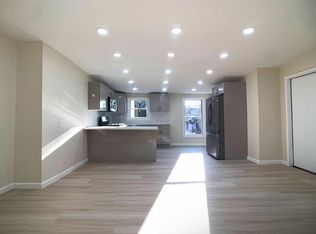 222 22nd St #3, Brooklyn, NY 11232