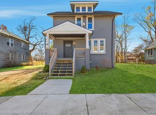 1953 Brighton St, Highland Park, MI 48203