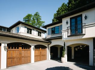 8635 Fauntleroy Way SW, Seattle, WA 98136