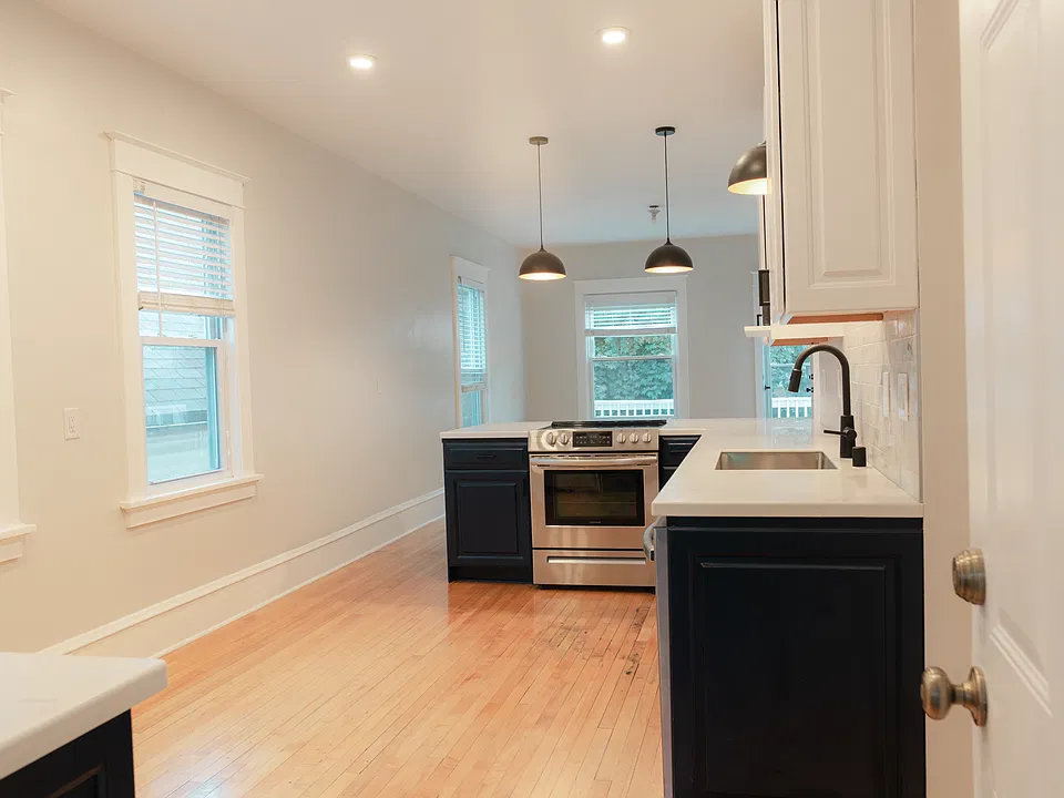 View of unit upon entering.