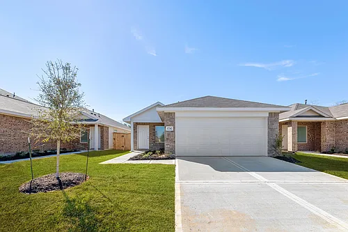 17747 Pemswood Dr Photo 1