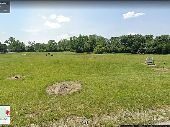 3rd image of 119 Forest Edge Dr
