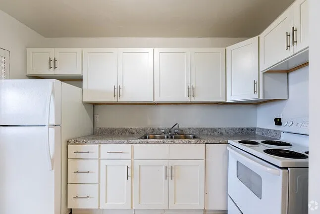 3000 Dufferin St — Photo 14