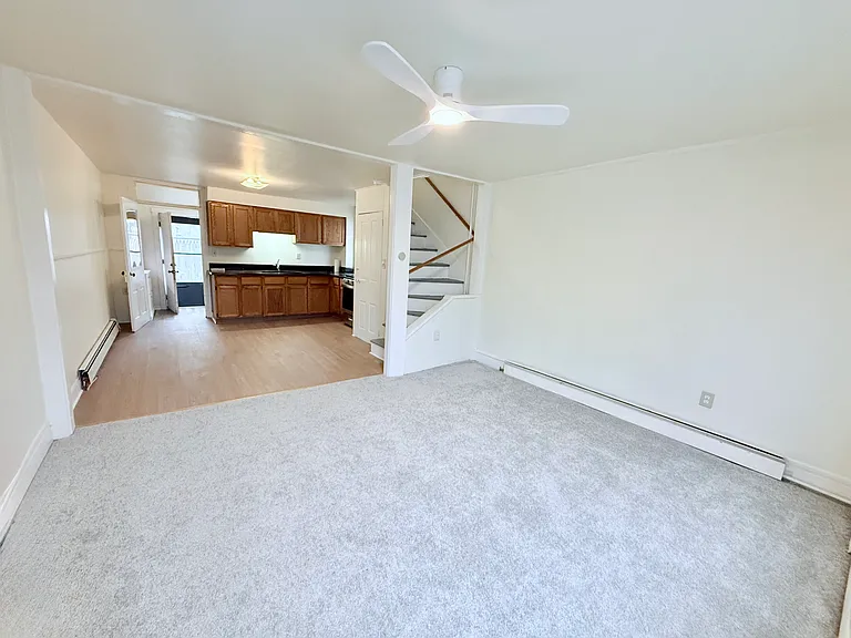 236 Walnut St — Photo 6