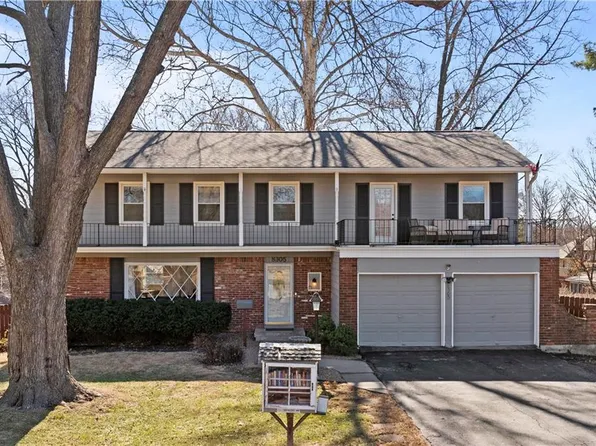 8305 W 72nd St, Overland Park, KS 66204