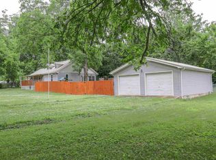 614 Stewart St, Tuscumbia, AL 35674