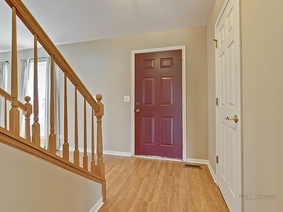 3rd image of 1274 E Komar Ln