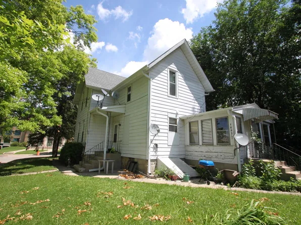 1601 Charles St, Rockford, IL 61104