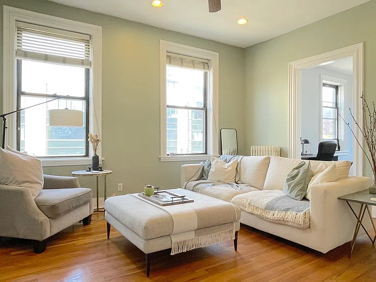 9 S Russell St #3 — Photo 1
