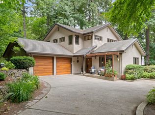 10610 SW Inverness Ct, Portland, OR 97219