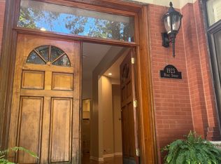 1923 N Howe St, Chicago, IL 60614