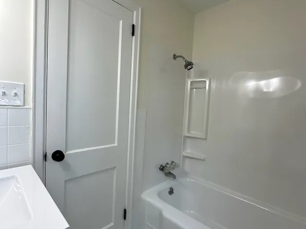 121 Greenwood St, Fairburn, GA 30213