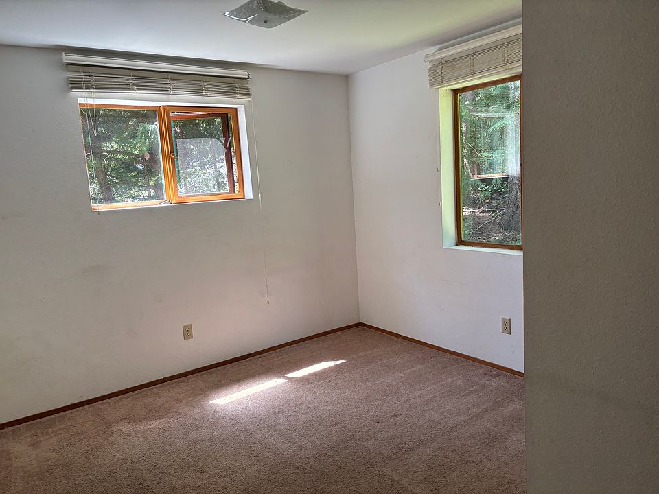1st image of 6372 NE Barrett Dr
