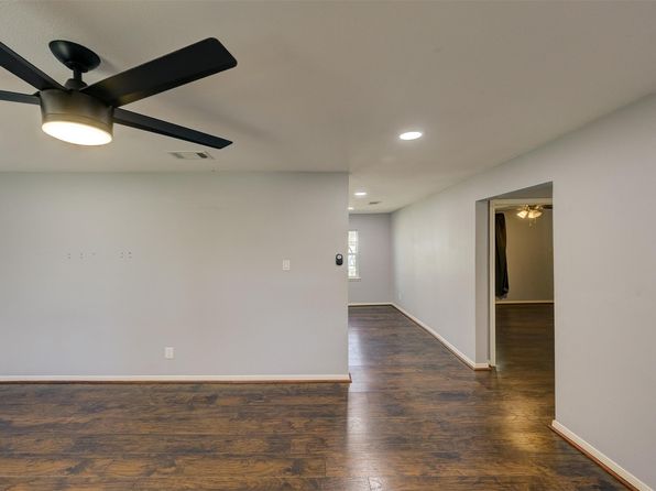 2309 Avenue F, Dickinson, TX 77539