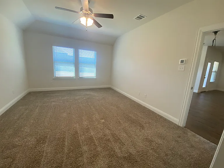 4005 Waterford Dr — Photo 15