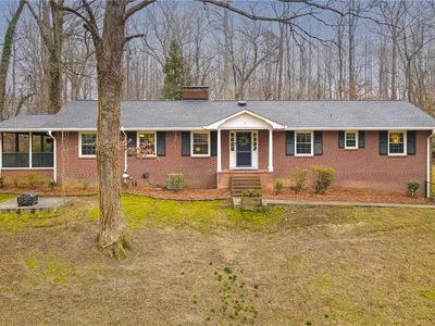 100 Malvern Ct, Winston Salem, NC, 27106