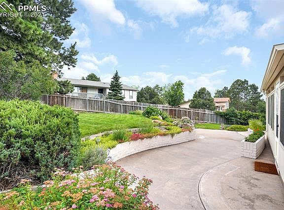 4th image of 5249 Cracker Barrel Cir