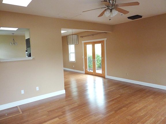 3rd image of 229 Branch St