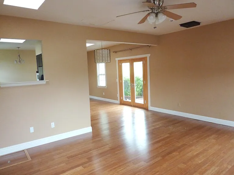 229 Branch St — Photo 3