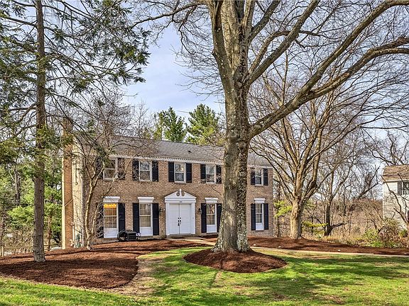 4th image of 111 Frick Rd