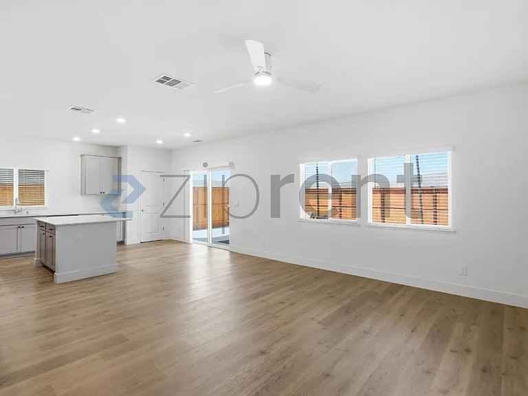 1772 Amazonite Dr — Photo 5