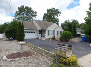 158 Lighthouse Dr, Manahawkin, NJ 08050