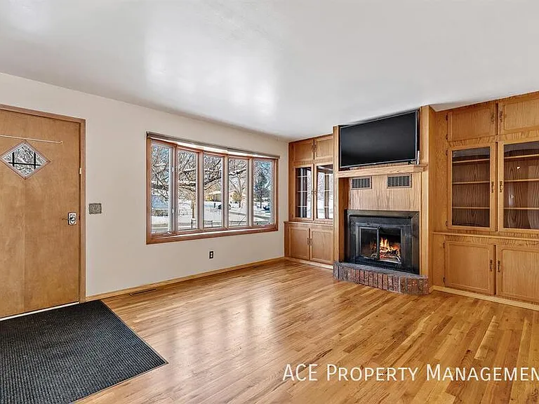 155 Fairmont Blvd — Photo 1