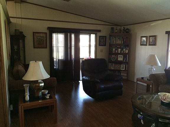 3rd image of 695 E Palm Valley Dr