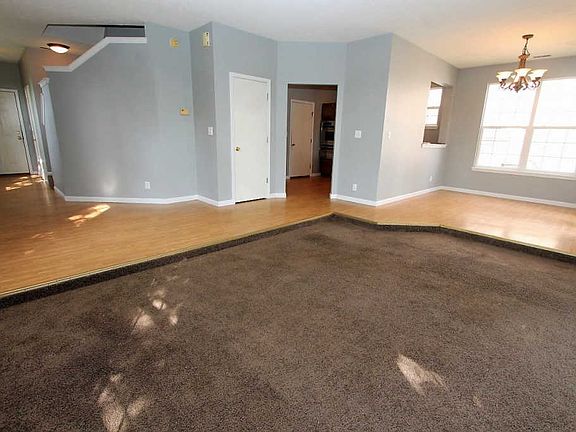 4th image of 1425 Sourgum Ln