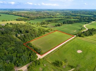 Davis Ave, Faribault, MN 55021