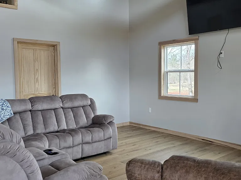 1160 Cottonwood Dr — Photo 11