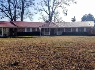 239 Starnes Rd, Sikes, LA 71473