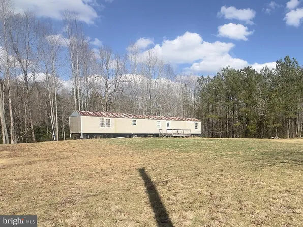 7833 Courthouse Rd, Heathsville, VA 22473